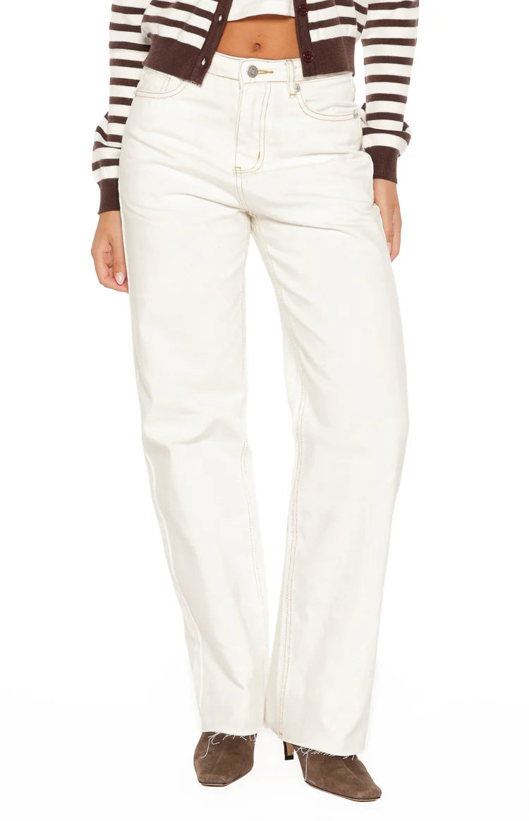 Felix Scallop Edge White Denim Jeans Image