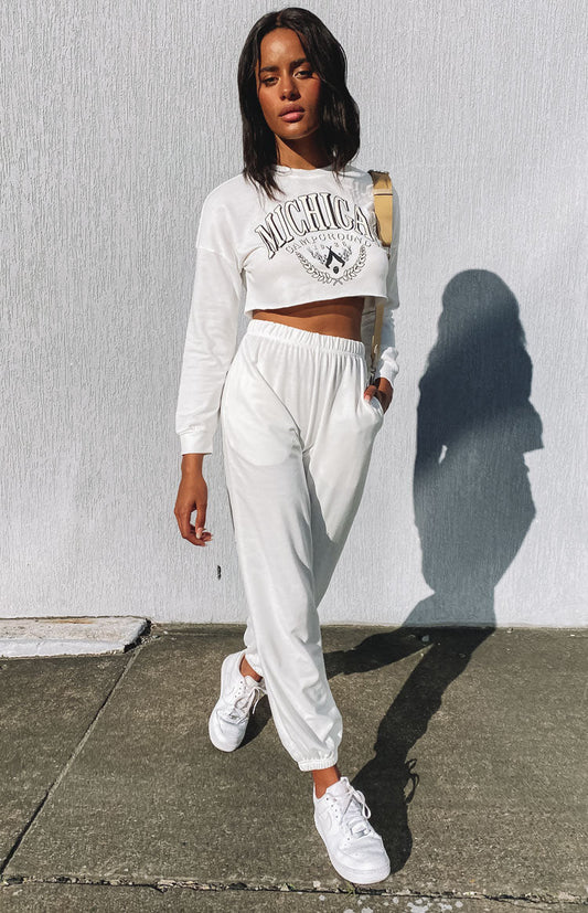 https://files.beginningboutique.com.au/202000805+-+Michigan+Camp+Two+Piece+Lounge+Set+White.mp4